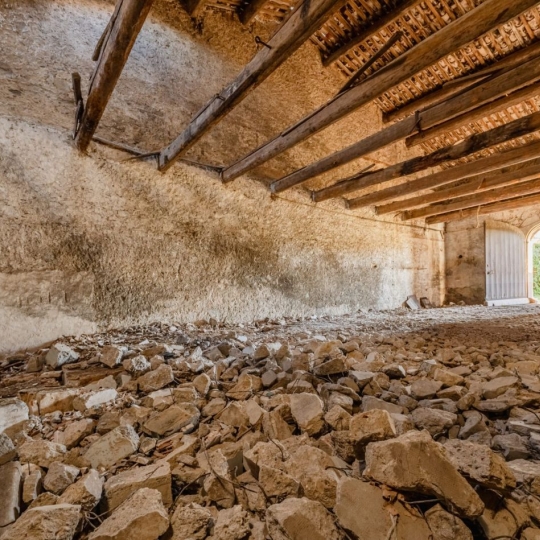  Annonces SAUVIAN : Maison / Villa | MONTBLANC (34290) | 440 m2 | 139 900 &euro; 