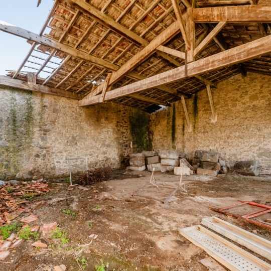  Annonces SAUVIAN : Maison / Villa | MONTBLANC (34290) | 440 m2 | 139 900 &euro; 