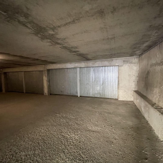 Annonces SAUVIAN : Garage / Parking | BEZIERS (34500) | m2 | 120 € 