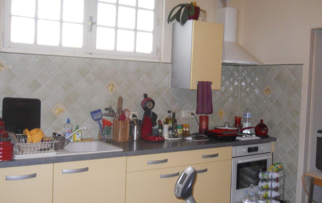 Annonces SAUVIAN : Domaines / Propriétés | MONTADY (34310) | 410 m2 | 327 000 &euro; 