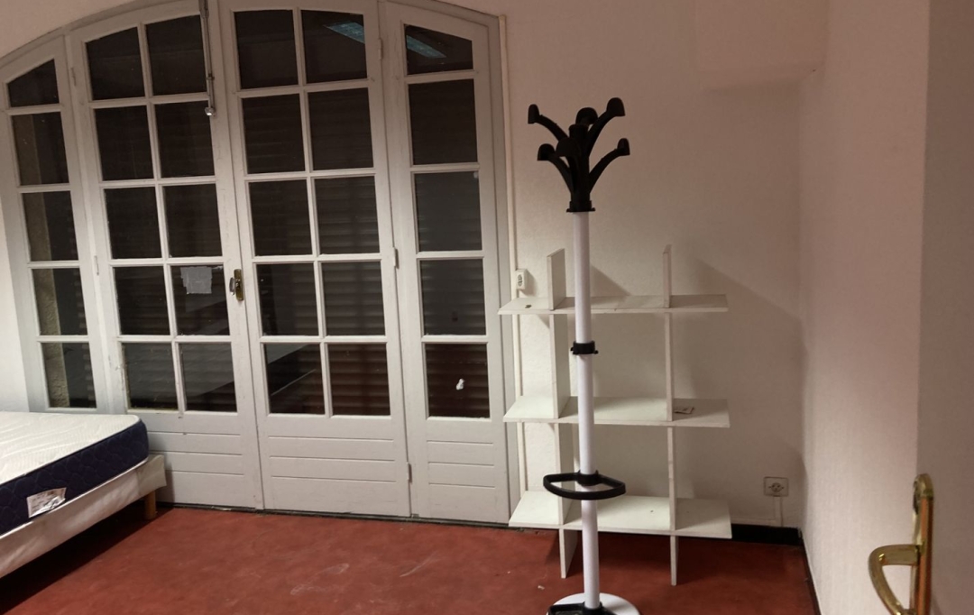 Annonces SAUVIAN : Local / Bureau | BEZIERS (34500) | 261 m2 | 375 000 &euro; 