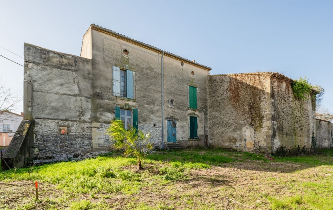 Annonces SAUVIAN : Maison / Villa | MONTBLANC (34290) | 325 m2 | 164 900 &euro; 
