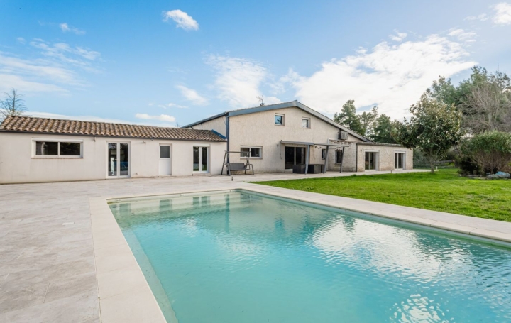Villa   BEZIERS  335 m2 940 000 € 
