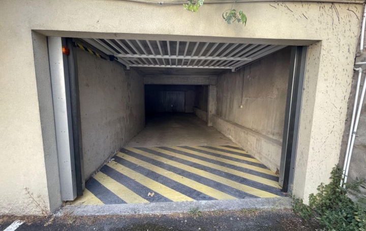 Annonces SAUVIAN : Garage / Parking | BEZIERS (34500) | 0 m2 | 120 &euro; 