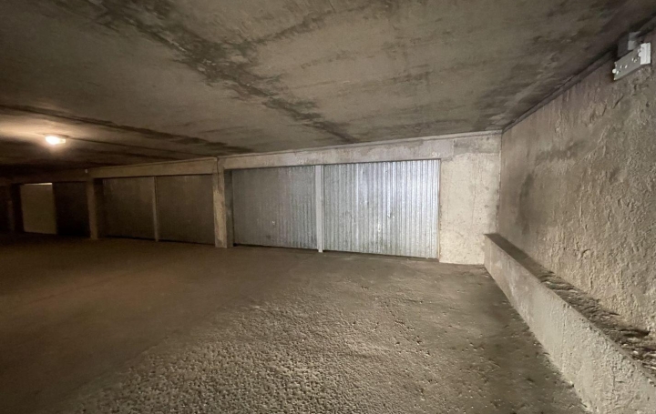 Annonces SAUVIAN : Garage / Parking | BEZIERS (34500) | 0 m2 | 120 &euro; 